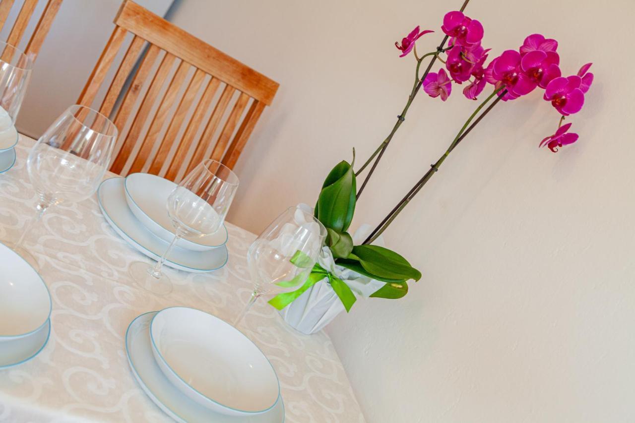 Locanda Tartarughino - Luxury Suites In Porto Rotondo Exteriör bild