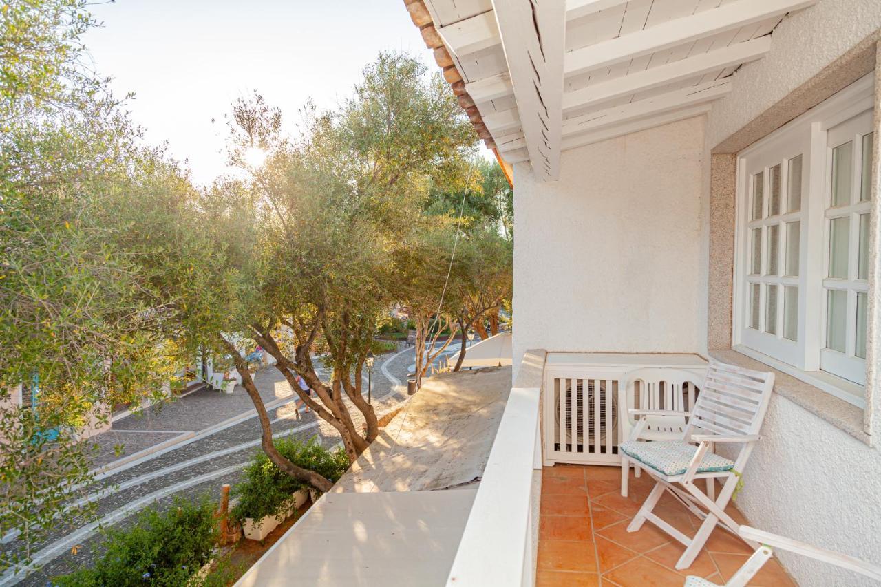 Locanda Tartarughino - Luxury Suites In Porto Rotondo Exteriör bild