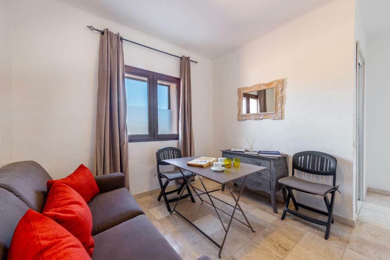 Locanda Tartarughino - Luxury Suites In Porto Rotondo Exteriör bild